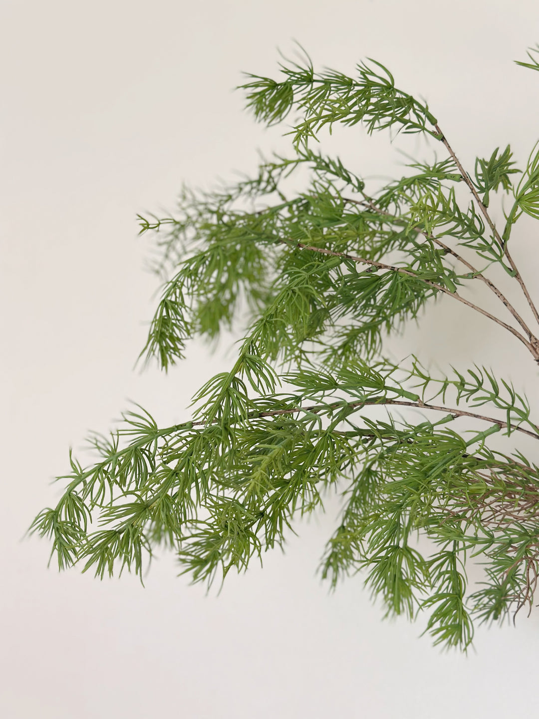 Feathermist Greenery Stem