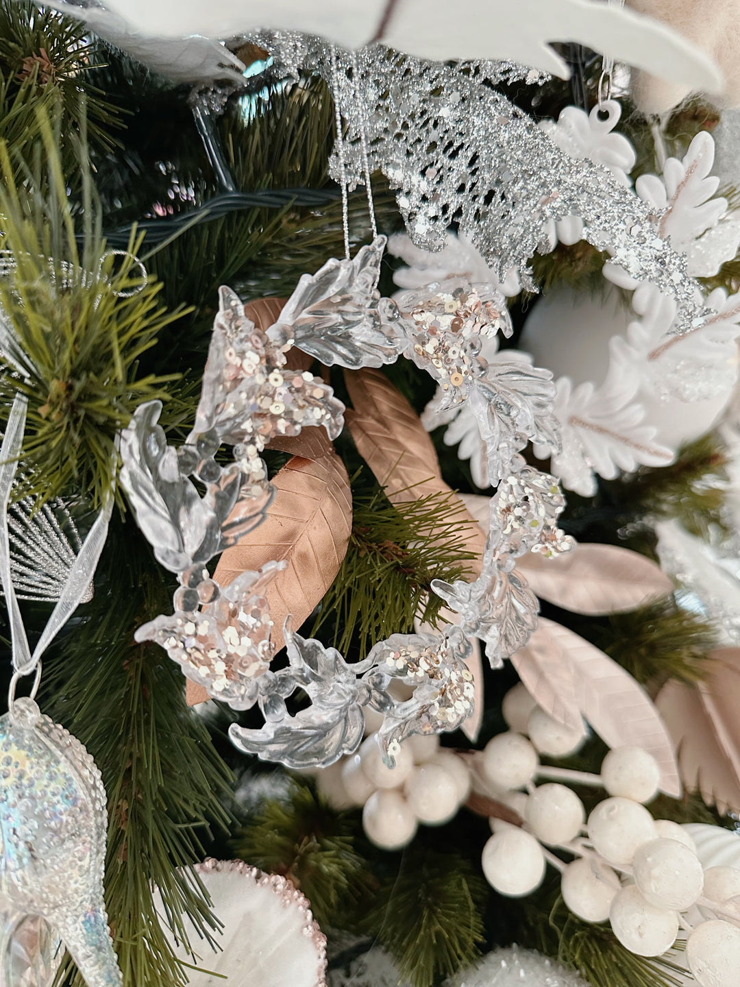 Glimmering Leaves Wreath Ornament
