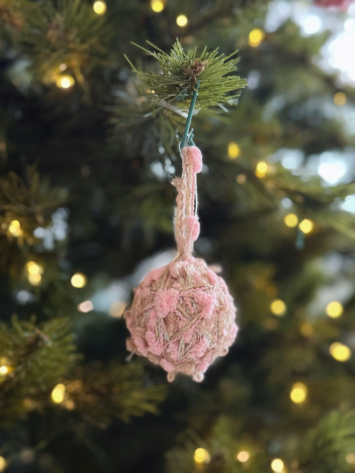 Peppermint Kiss Yarn Baubles (set of 6)