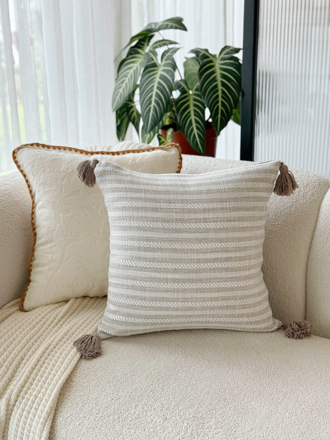 Tassel Trail Cushion Cover