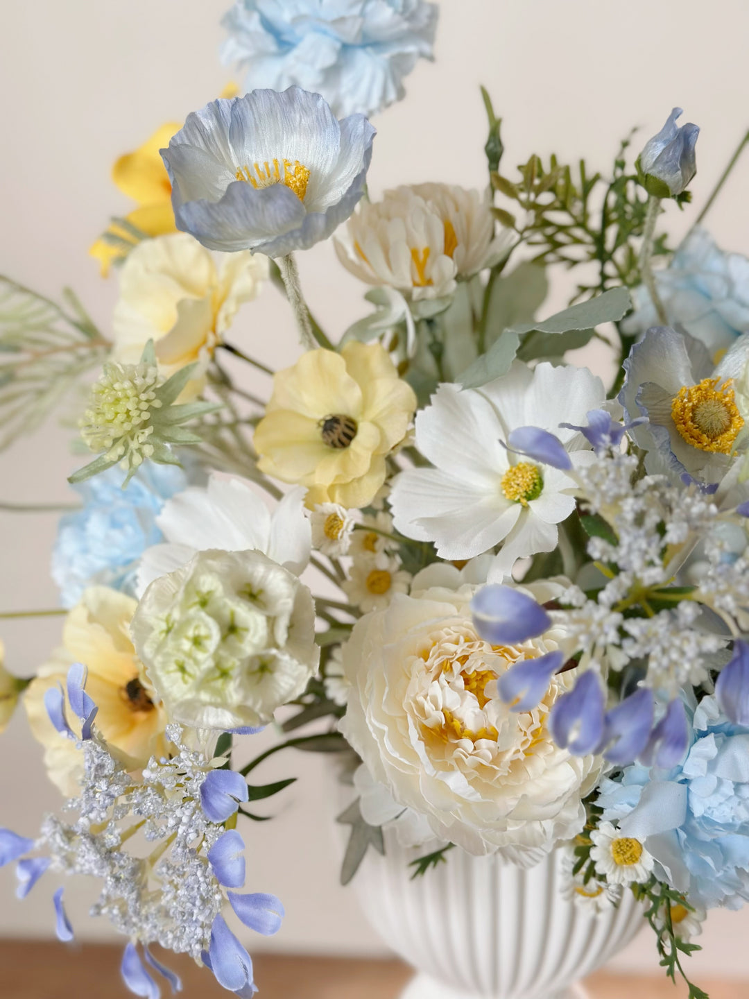 Lemon Sky Muse Bouquet (front facing)