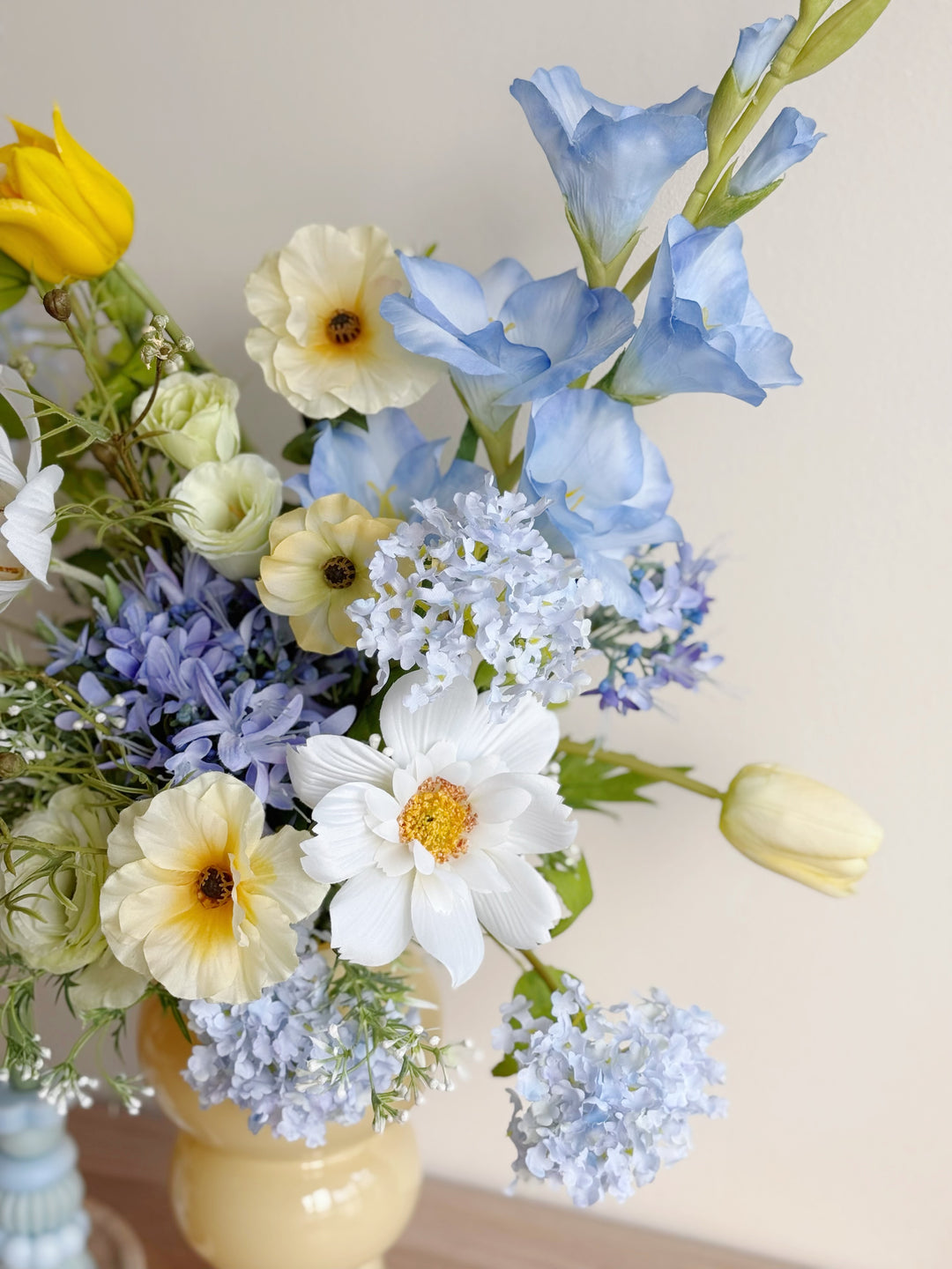 Lemon Breeze in the Vase (1-sided)