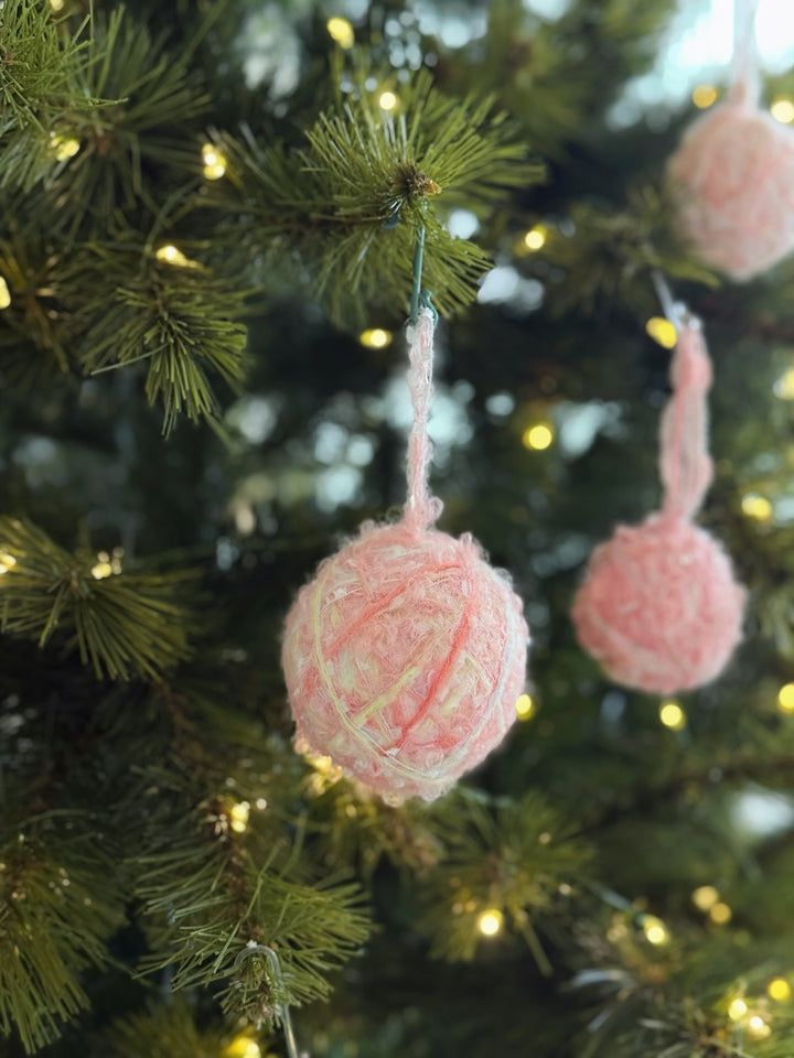 Peppermint Kiss Yarn Baubles (set of 6)