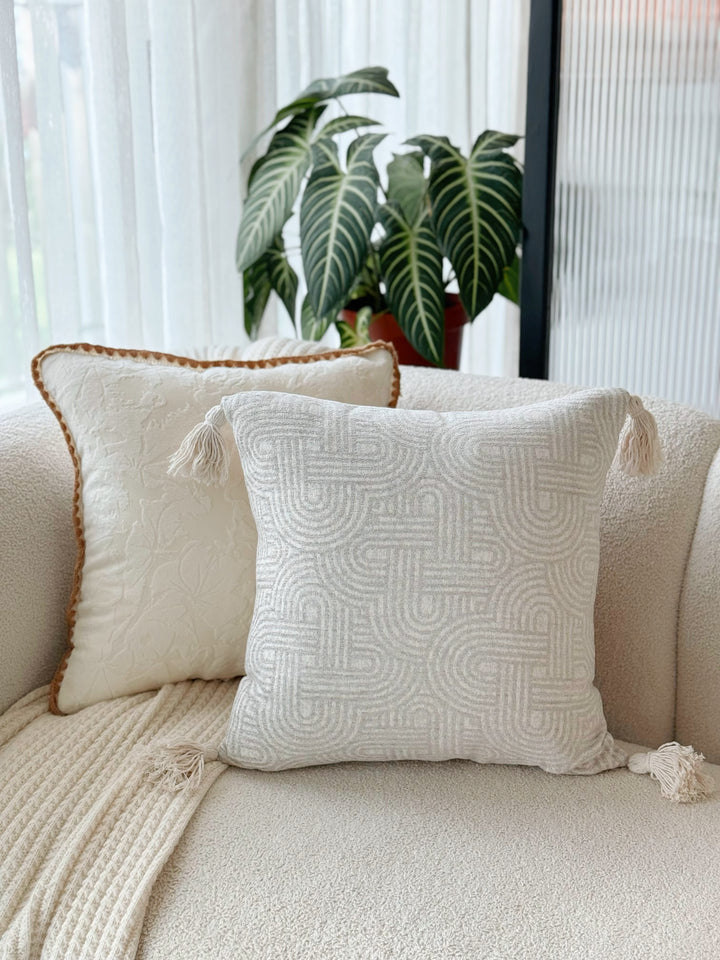 Soft Maze Cushion Cover