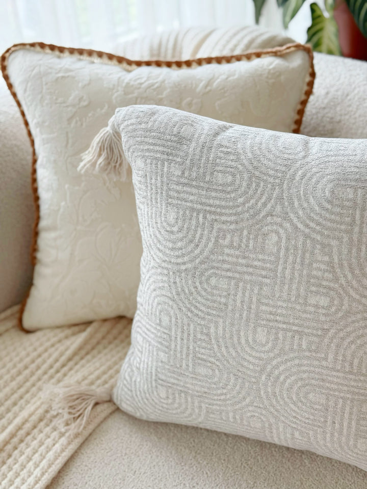 Soft Maze Cushion Cover
