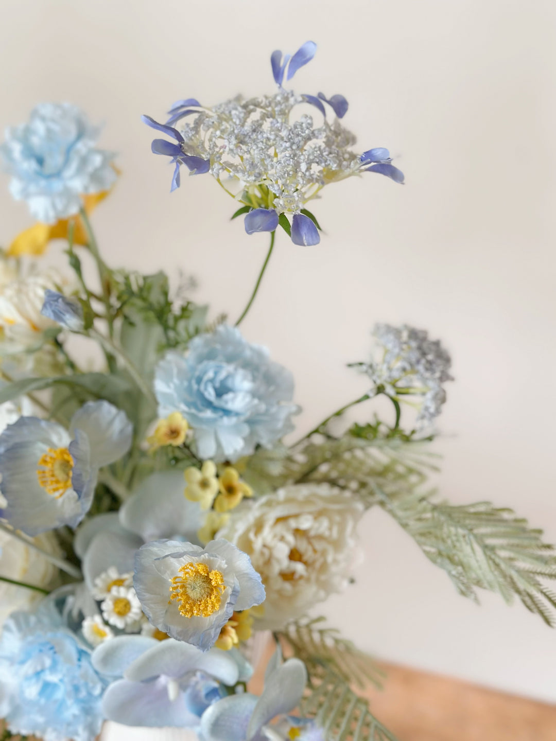 Lemon Sky Muse Bouquet (front facing)