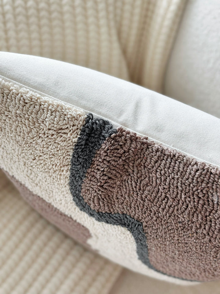 Contour Calm Cushion Cover