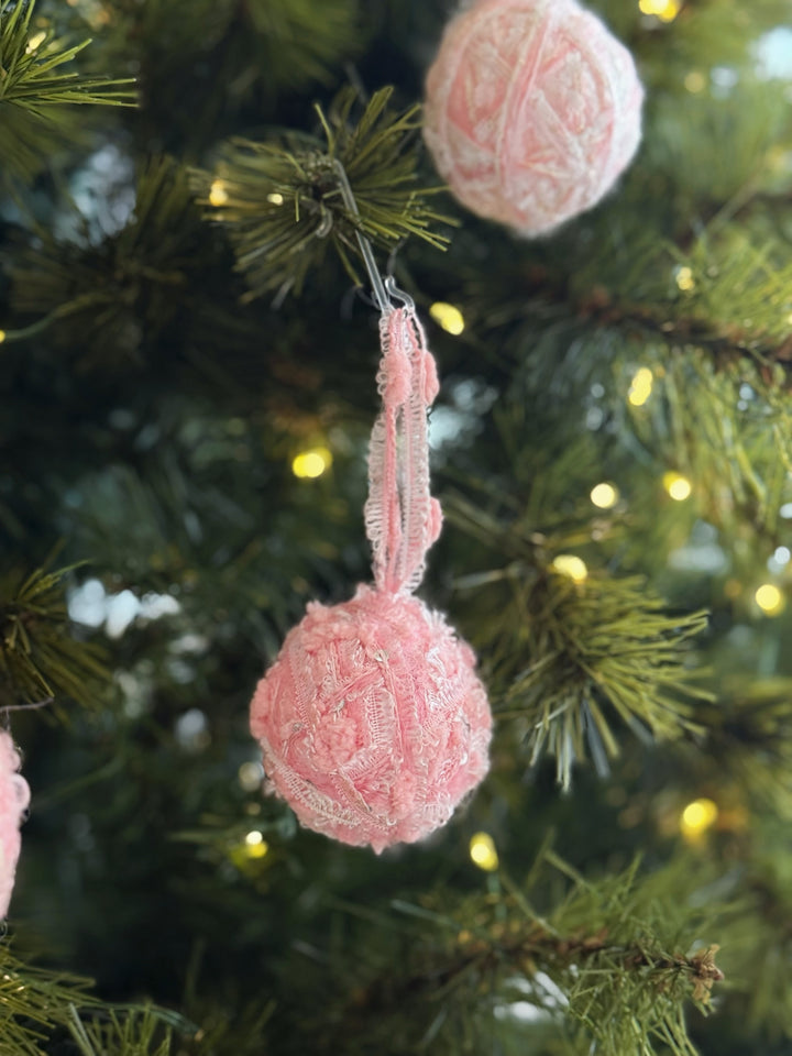 Peppermint Kiss Yarn Baubles (set of 6)