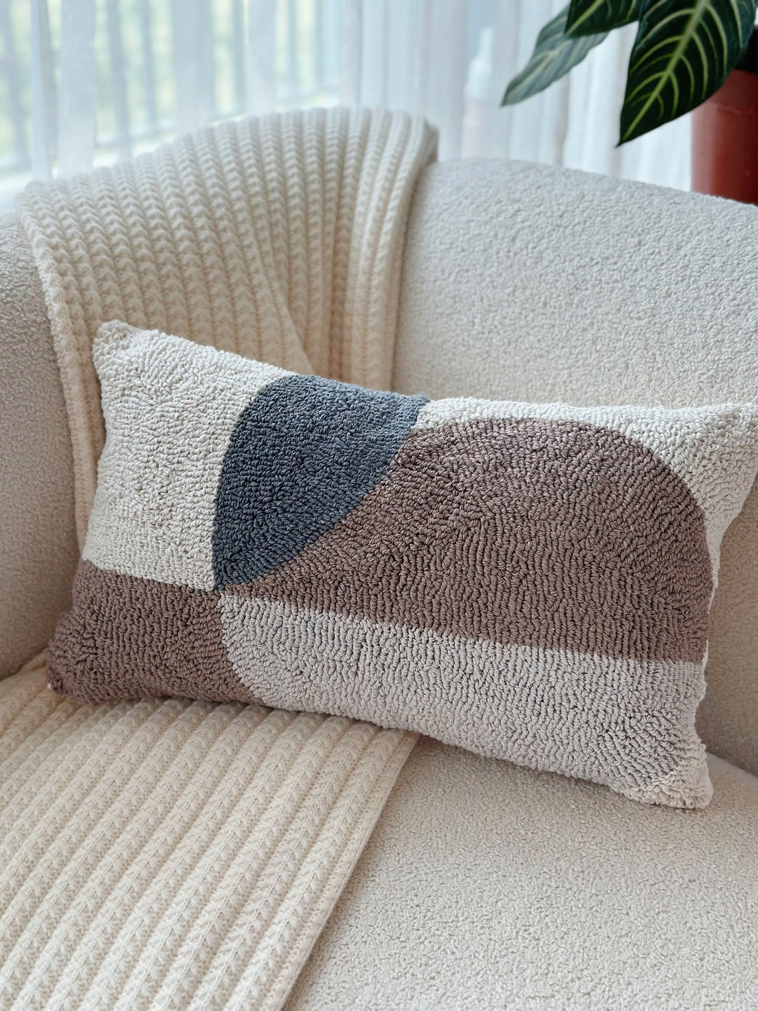 Contour Calm Waist Cushion Cover