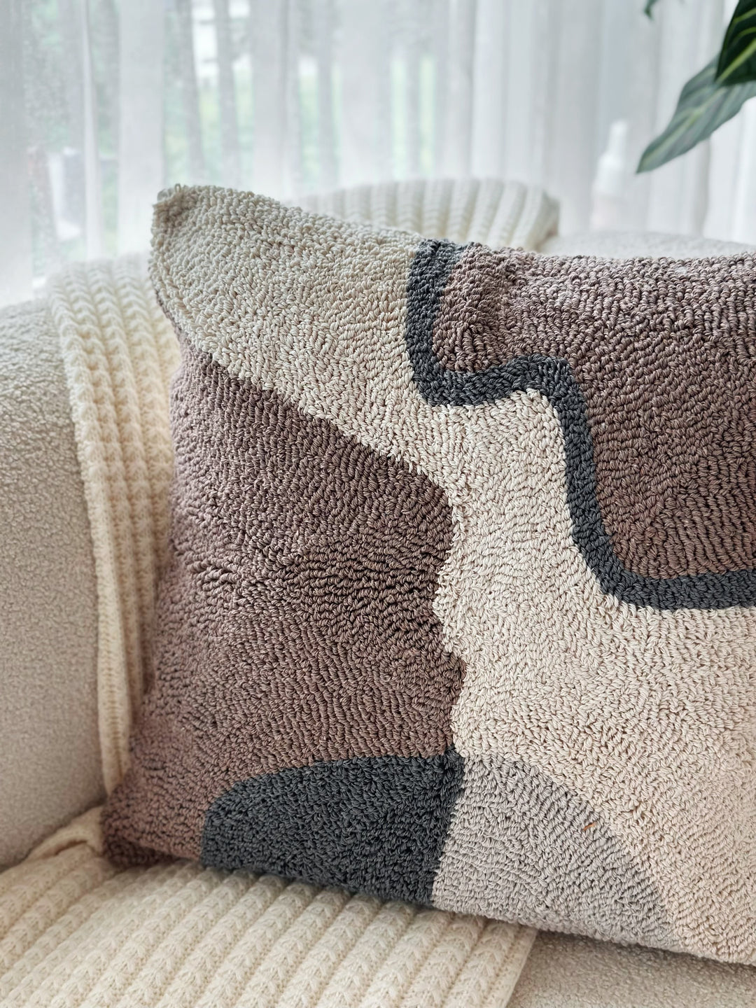 Contour Calm Cushion Cover