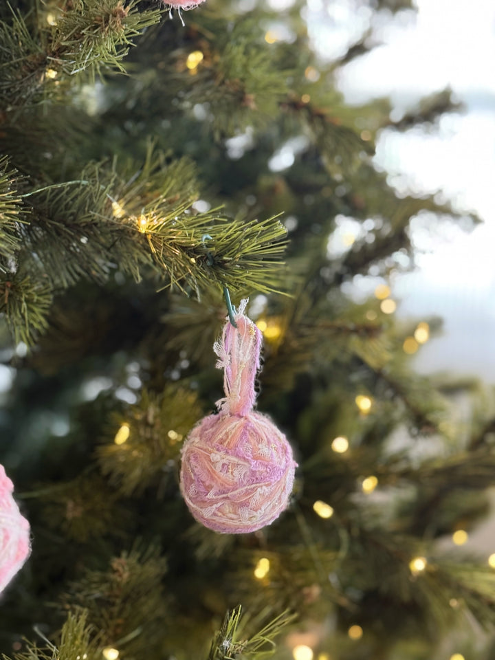 Sugarblush Yarn Baubles (set of 7)