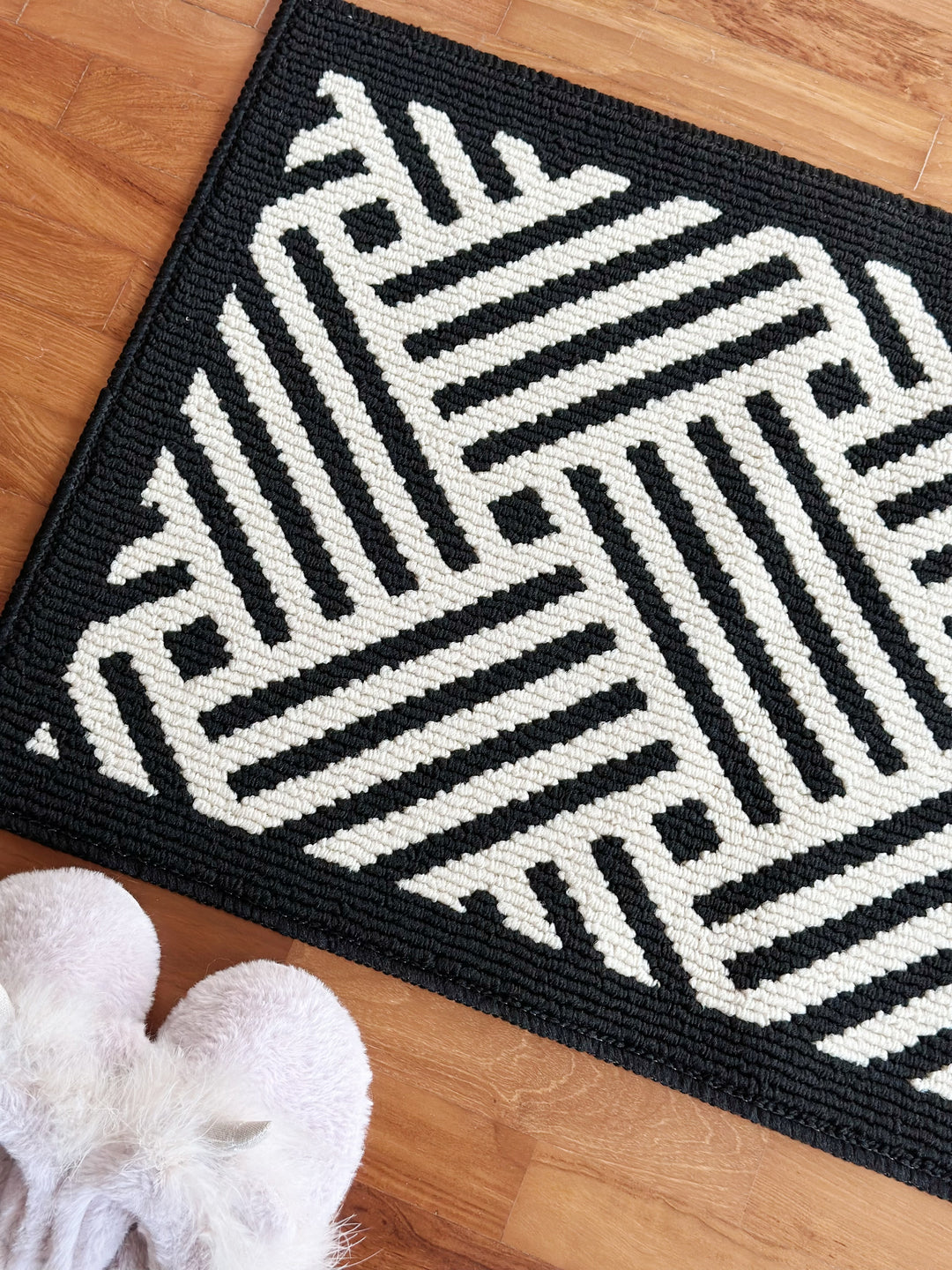 Labyrinth Linea Floor Mat (2 sizes)