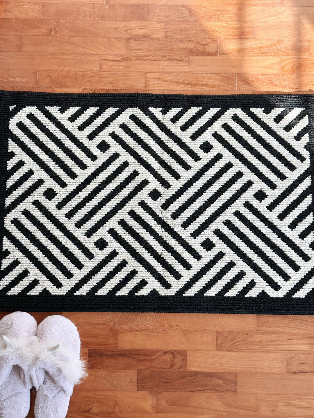 Labyrinth Linea Floor Mat (2 sizes)