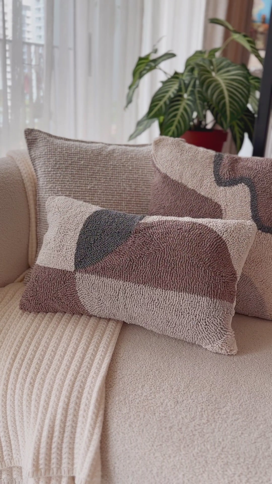 Contour Calm Cushion Cover