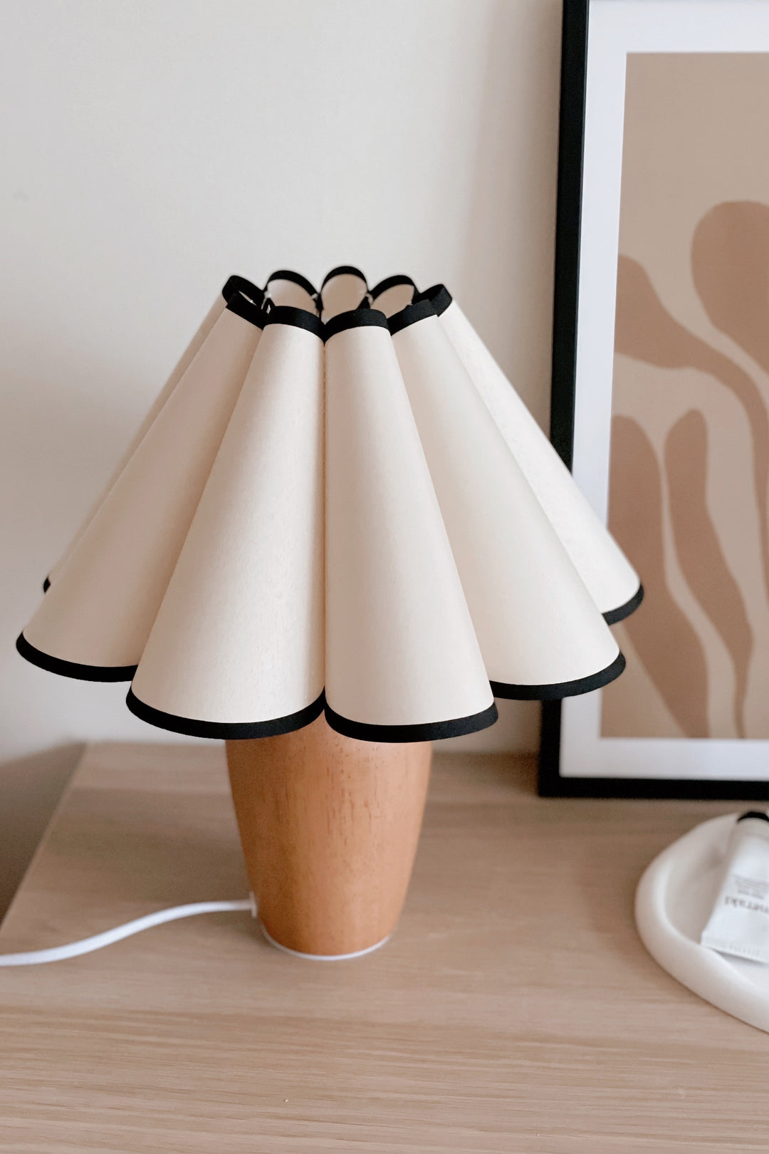 Wooden Harmony Table Lamp