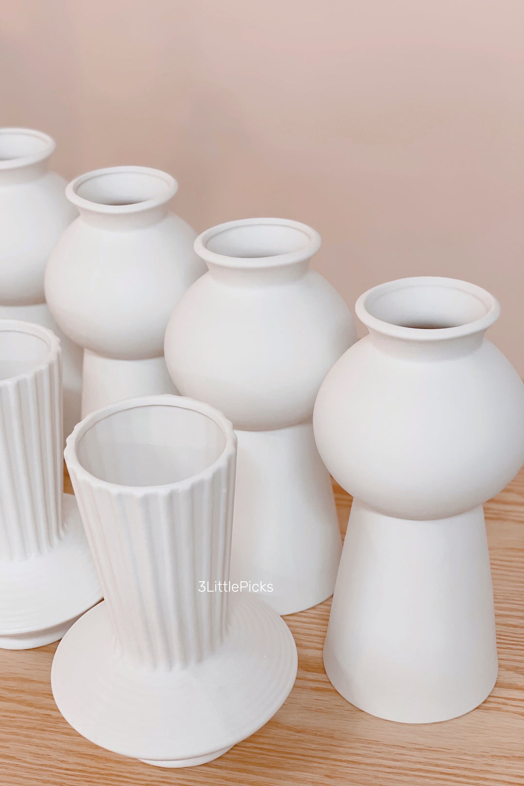 Simple Raw White Sculptural Decor Vase