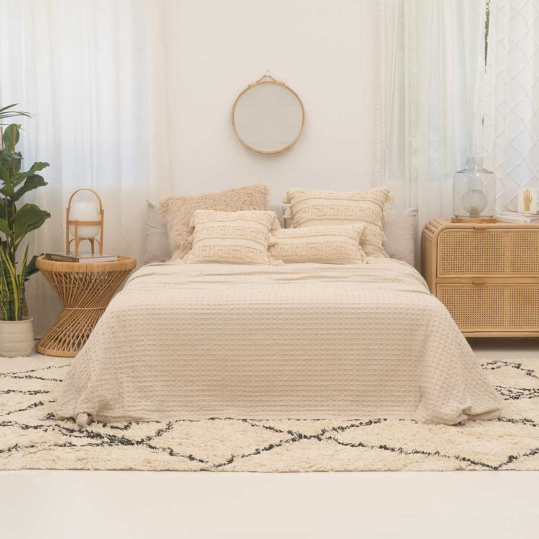 Hera Waist Cushion Cover