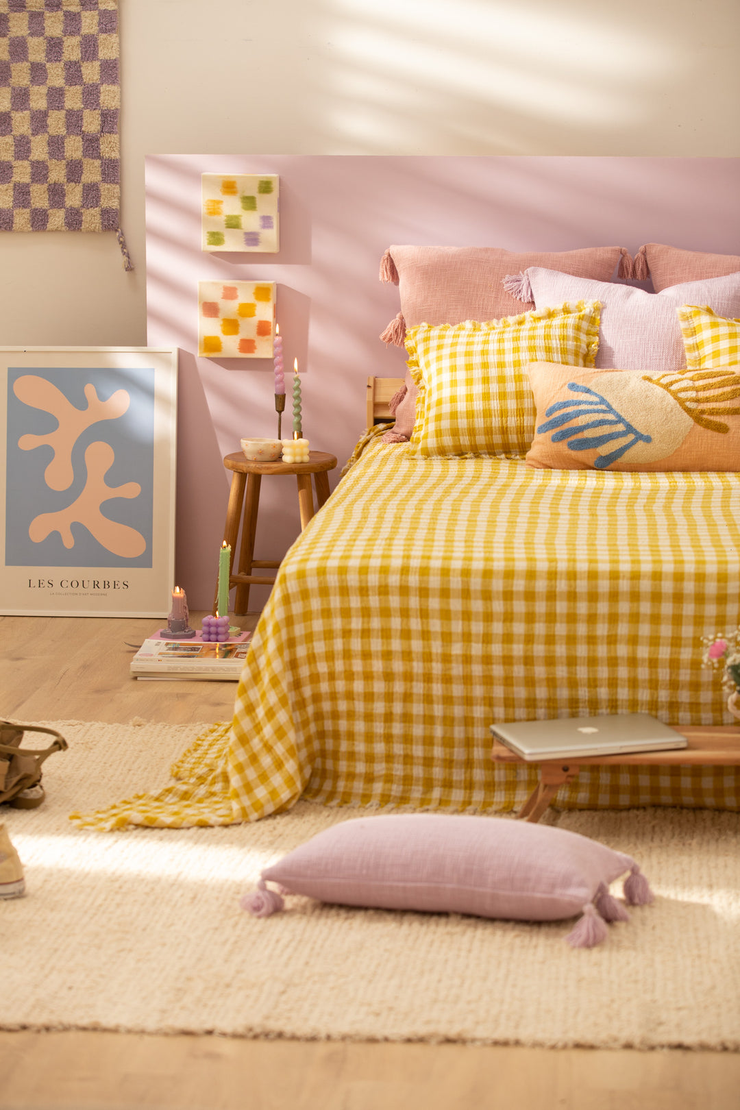 Nague Waist Cushion Cover