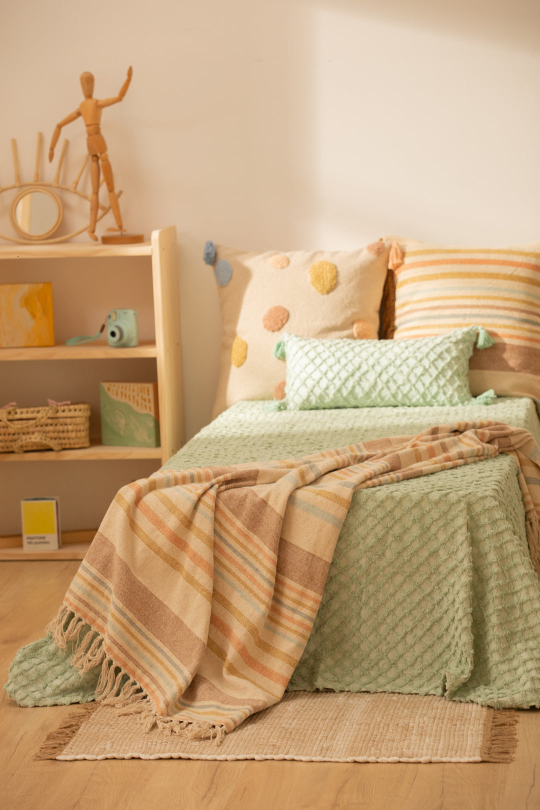 Royal Bedspread Pastel Turquoise