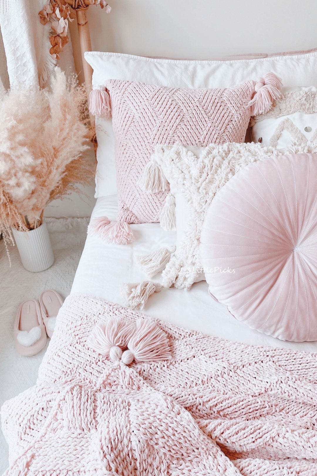 Pastel Pink Knitted Throw