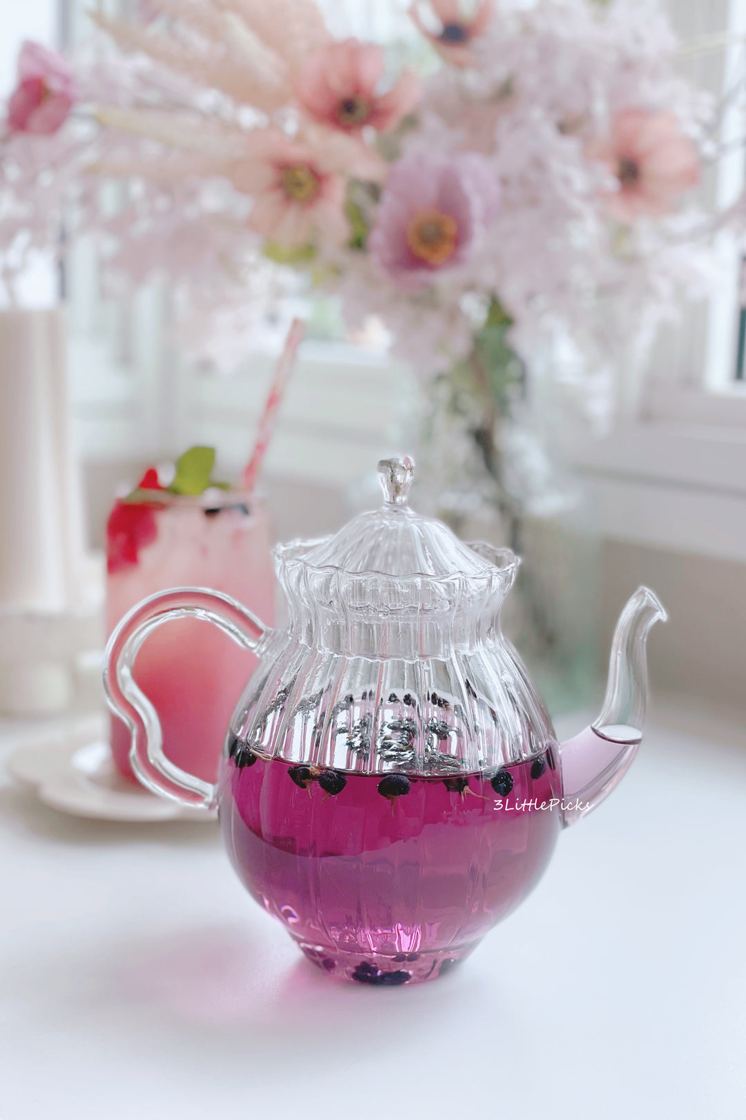 Elegant Pumpkin Glass Teapot