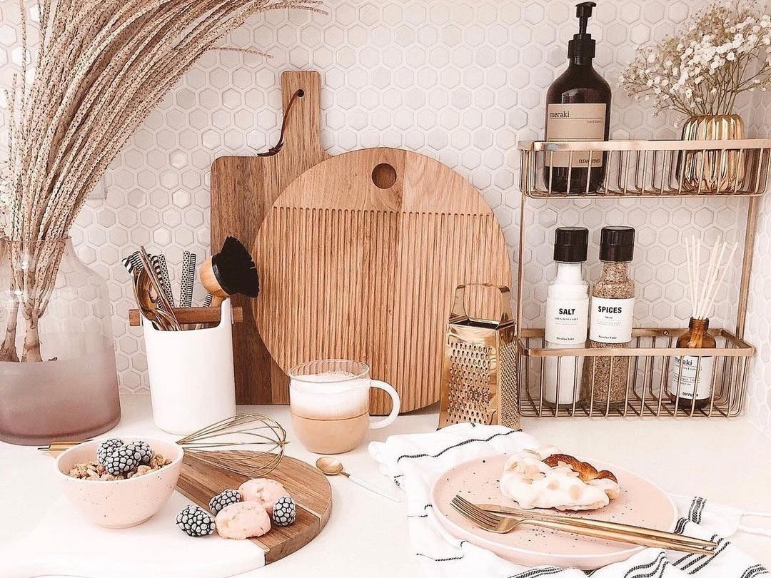 Dining & Kitchen