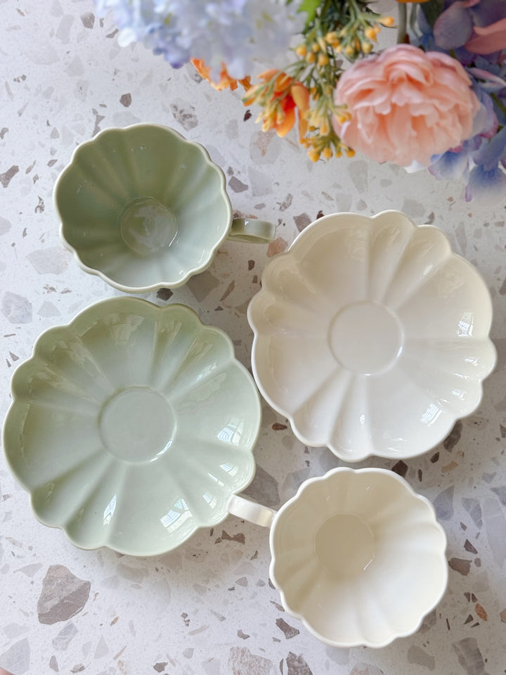 Blooming Petals Tea Set (2 colours)