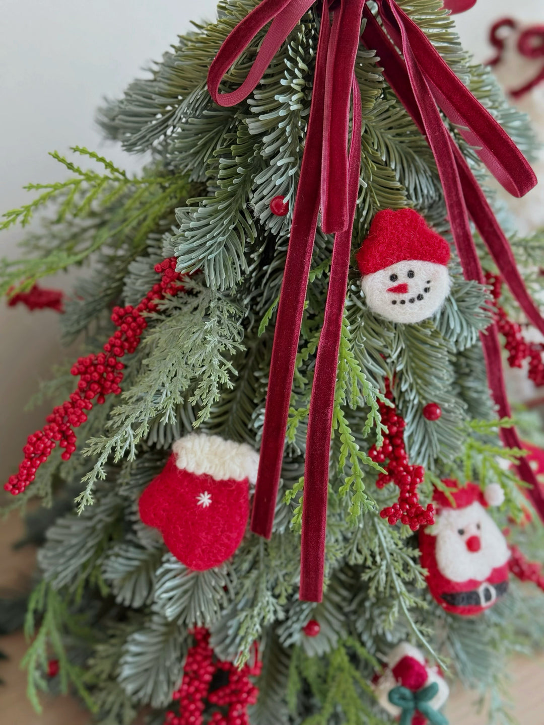 MADE-TO-ORDER: Merry Felt Tabletop Tree