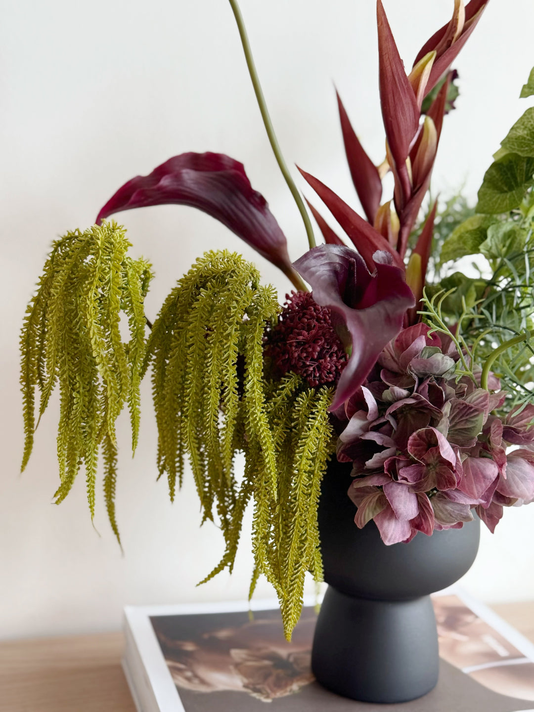 Crimson Poise In The Pot (2-sided) - 3LittlePicks