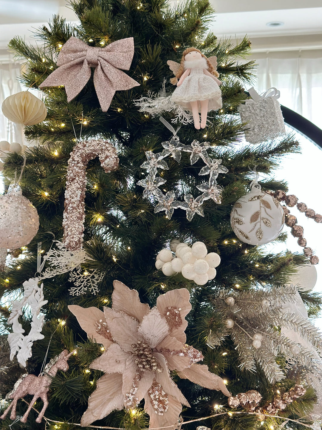 Glittering Floral Wreath Ornament
