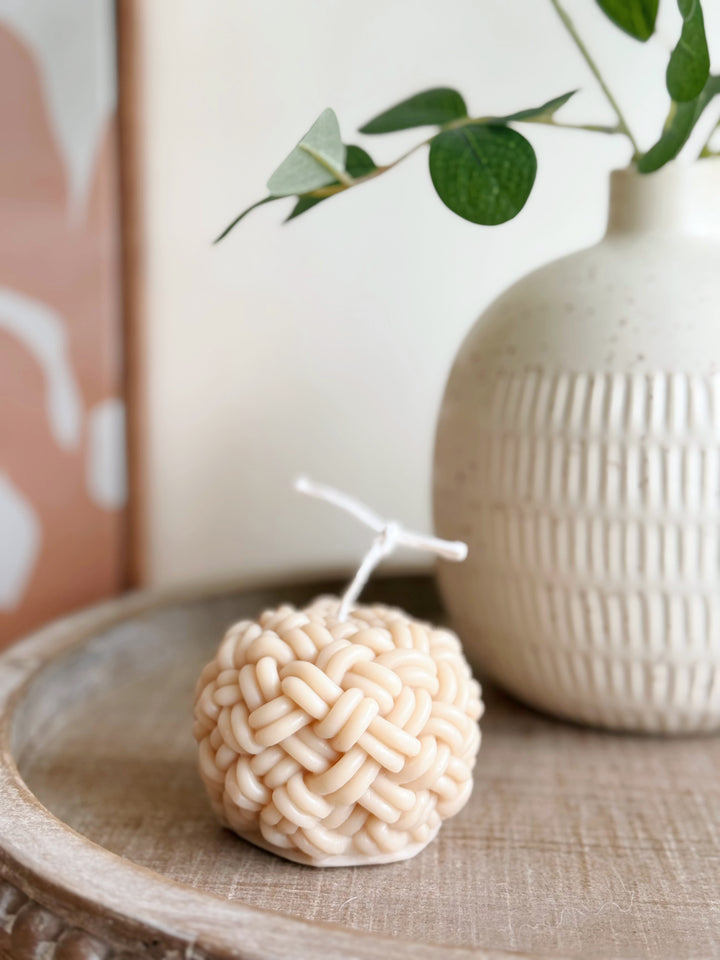 Latte Woven Knot Candle