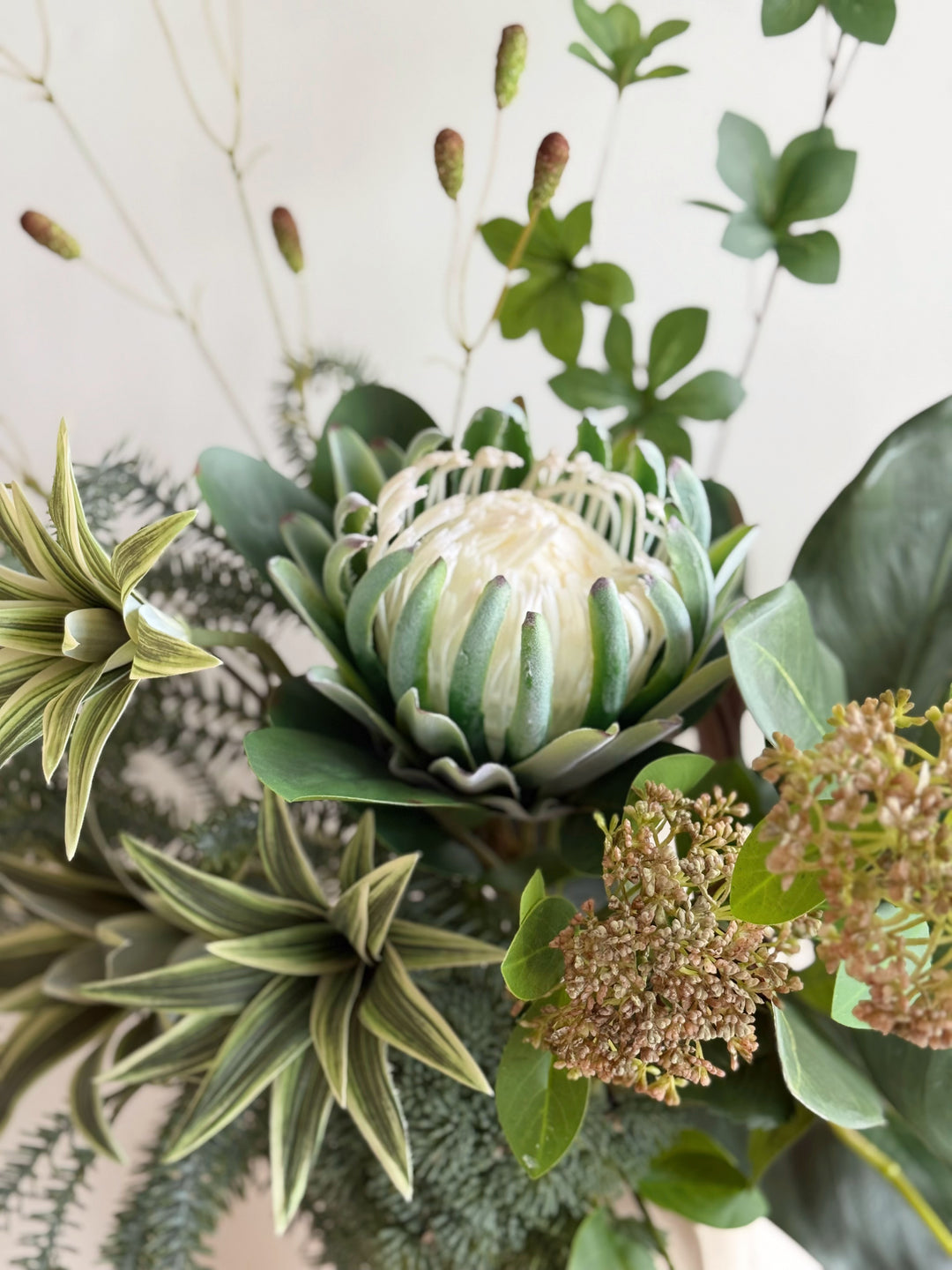 Botanical Rhythm in the Vase (1-sided)