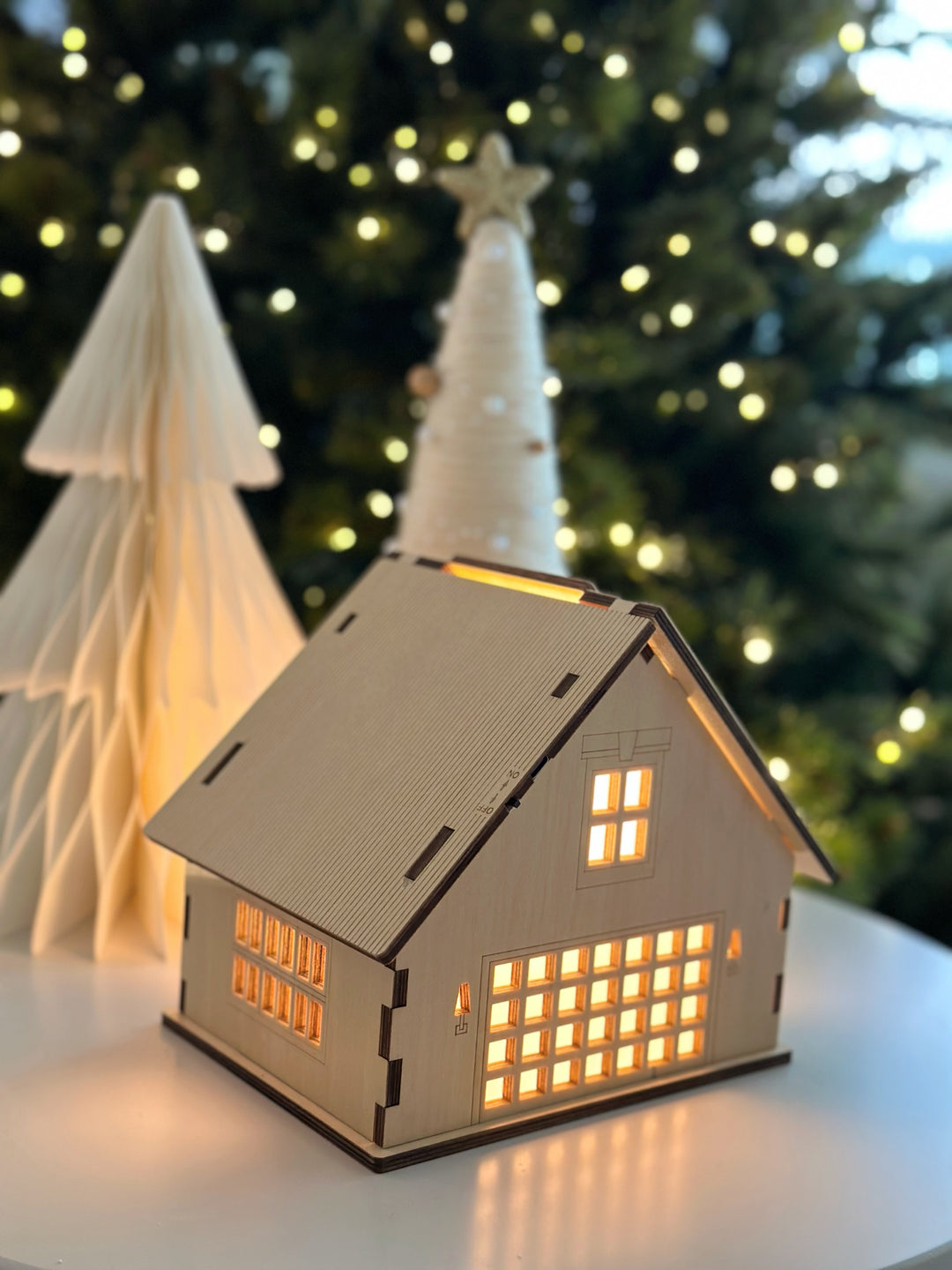 Aurora Cottage Glow Lamp