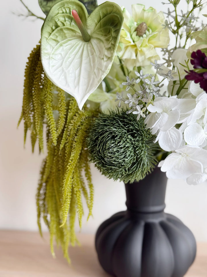 Fresh Stillness in the Vase (1-sided) - 3LittlePicks