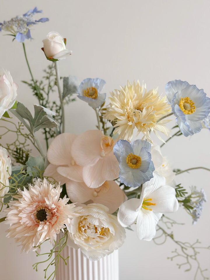Vanilla Breeze in the Vase (1-sided)
