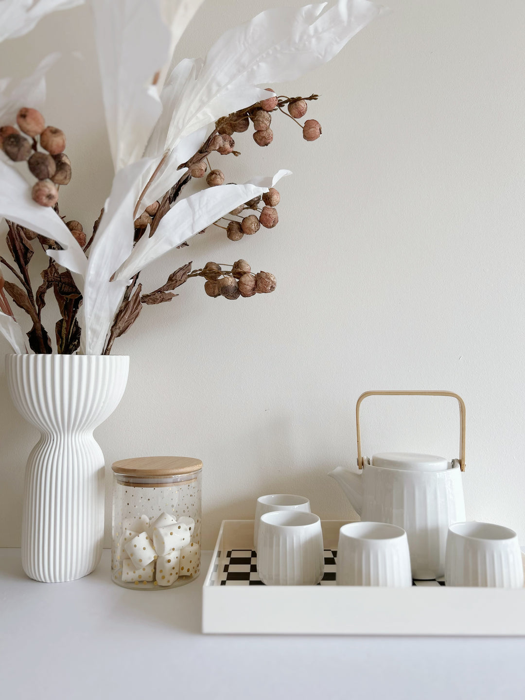 PRE-ORDER (6-10 May): Zen Lines: White Porcelain Teapot & Cup Set