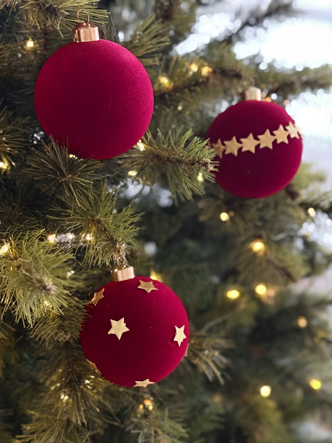 Ruby Starlight Velvet 8cm Bauble Set (set of 9)