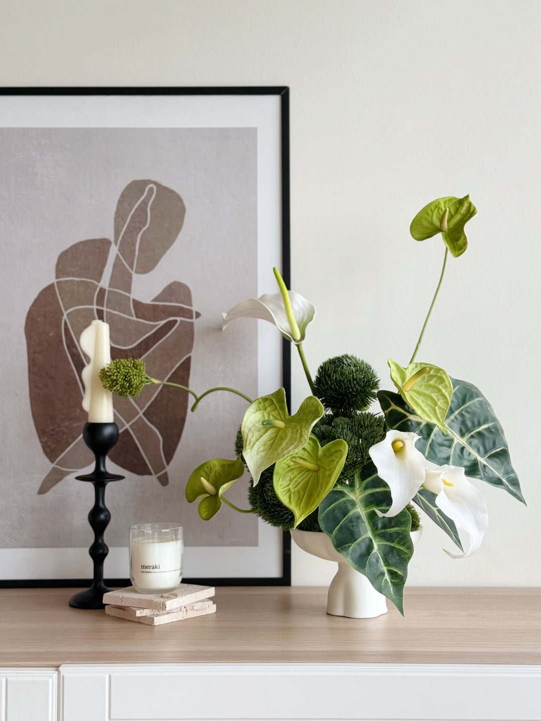 Sculpted Verdure in the Pedestal (1-sided)