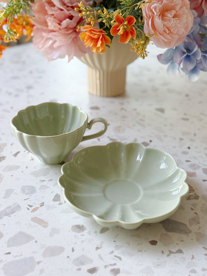 Blooming Petals Tea Set (2 colours)