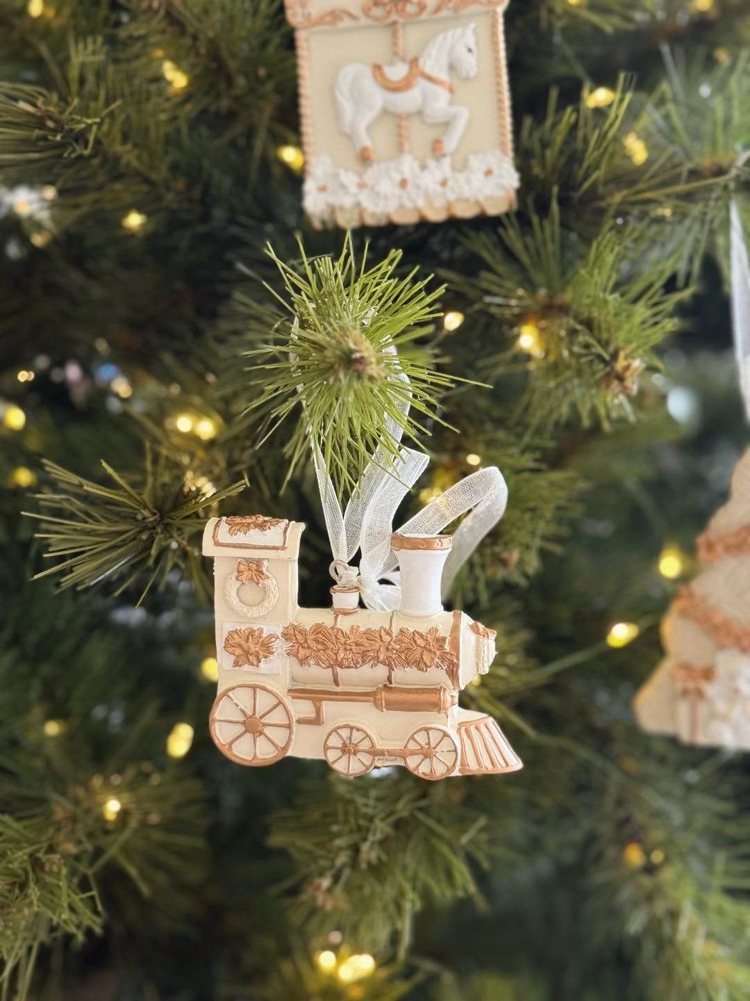 PRE-ORDER (19-23 Oct): Champagne Christmas Keepsake Ornament Collection (4 options)