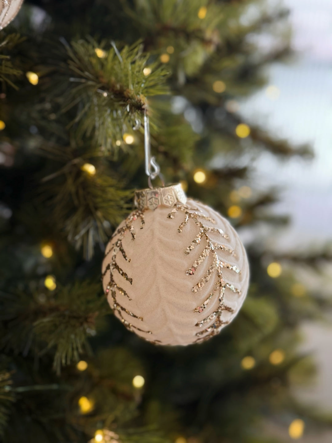Champagne Radiance 8cm Bauble Set (set of 12)