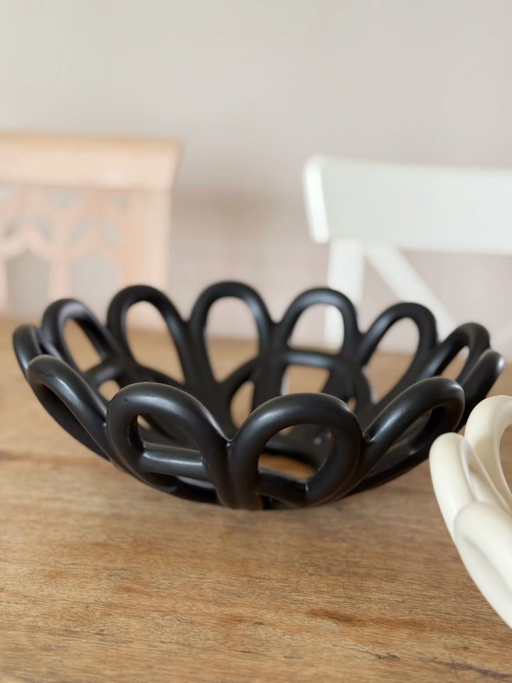 Bloom Loop Porcelain Basket (2 colours)