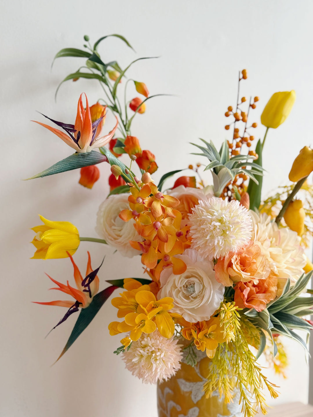 金玉满堂 Opulent Prosperity Arrangement In The Vase (1-sided)