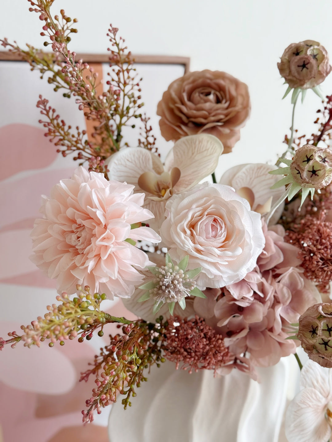 PRE-ORDER (19-22 May): Rosé Sculptura Bloom in the Vase (1-sided)