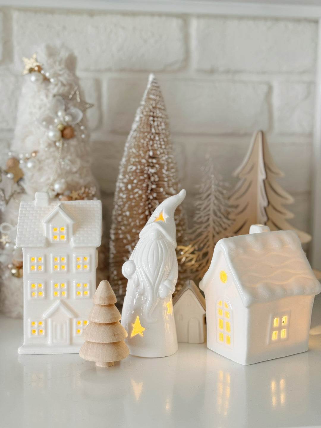 Nordic Glow Village Collection (3 options)