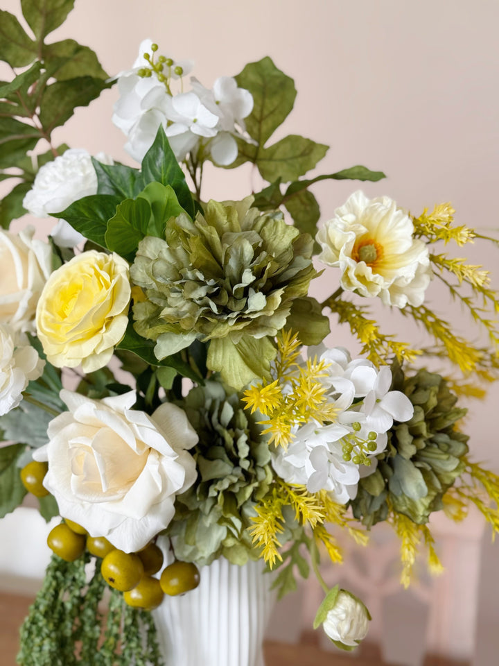 Verdant Light Bloom in the Vase (1-sided)
