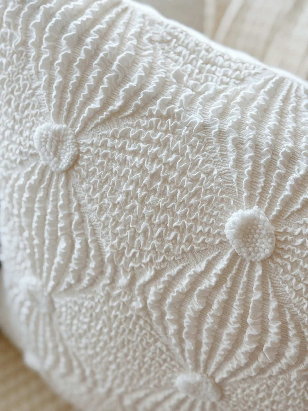 Ripple Hug Cushion Cover