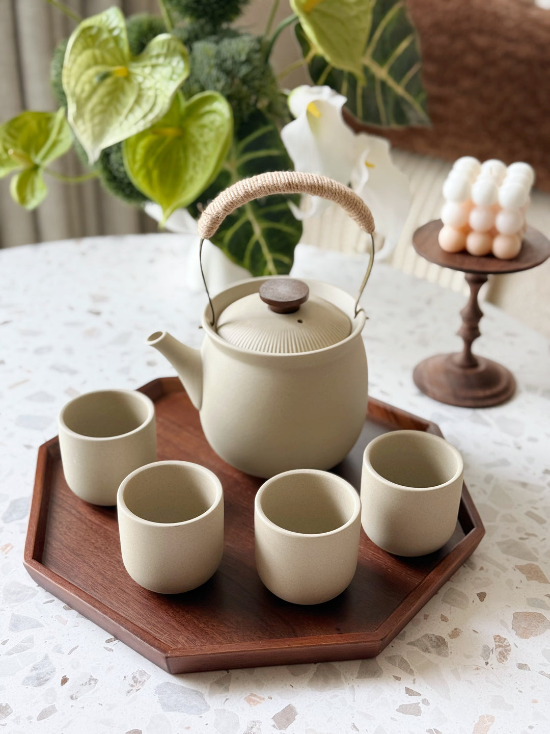 Hearth & Harvest Tea Set