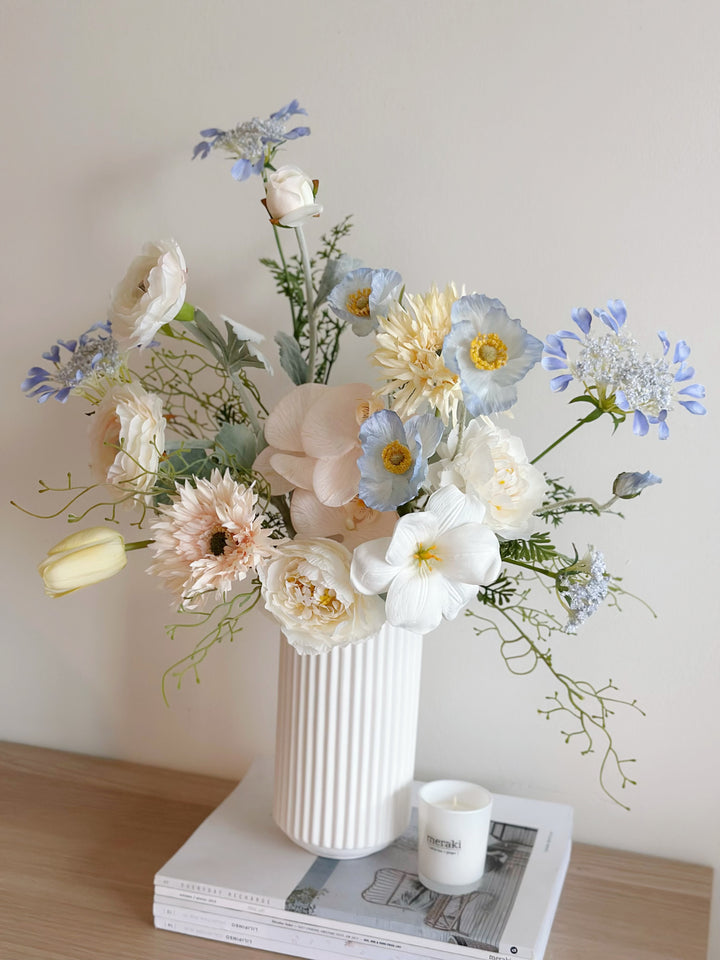 Vanilla Breeze in the Vase (1-sided)