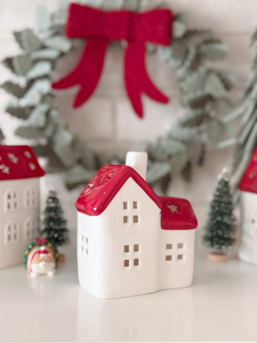 PRE-ORDER (26-30 Oct): Red Roof Light-Up Porcelain Village Collection (4 options)